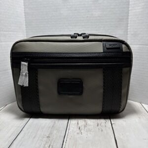 TUMI Fremont McGuire Green /Black Ballistic Nylon TRAVEL DOPP Kit New Without Ta